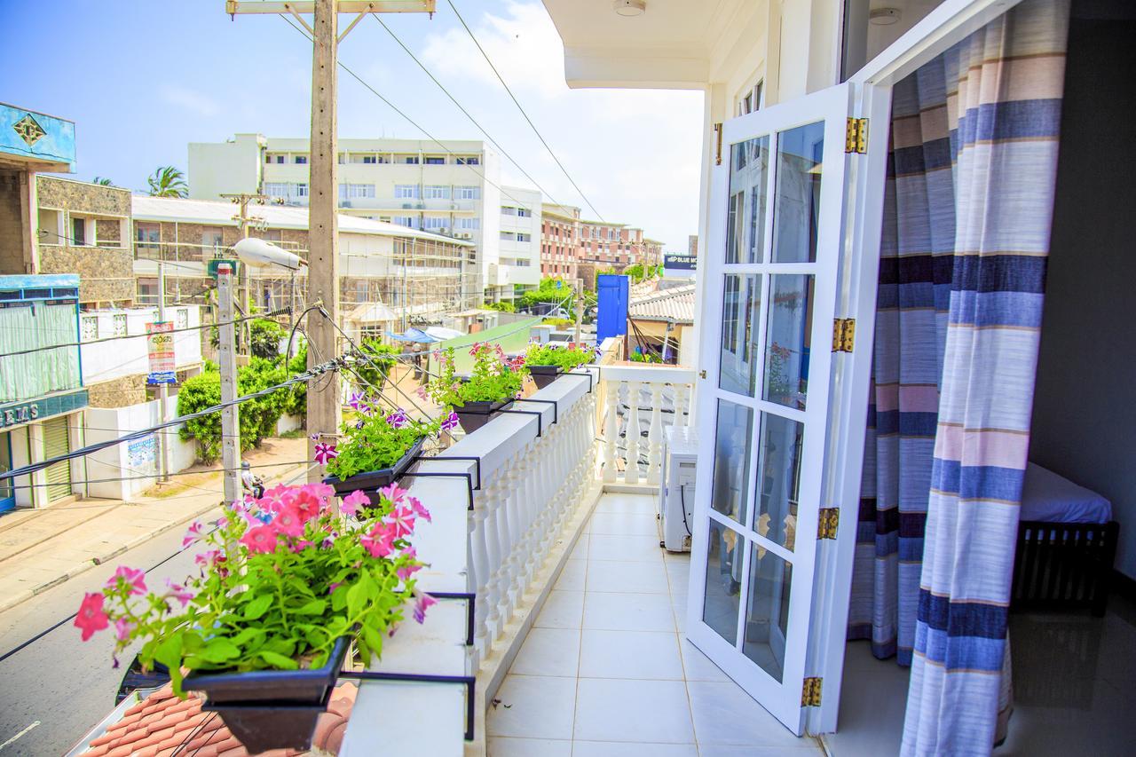 Ruki Sea Reach Hotel Kudapaduwa Exterior photo