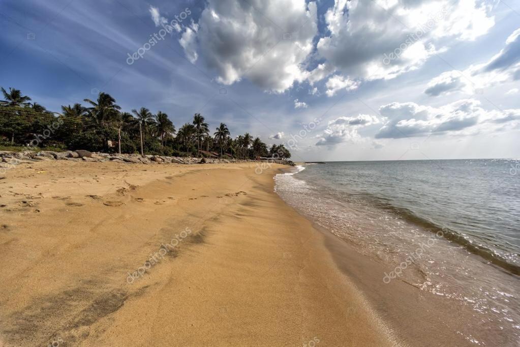 Ruki Sea Reach Hotel Kudapaduwa Exterior photo